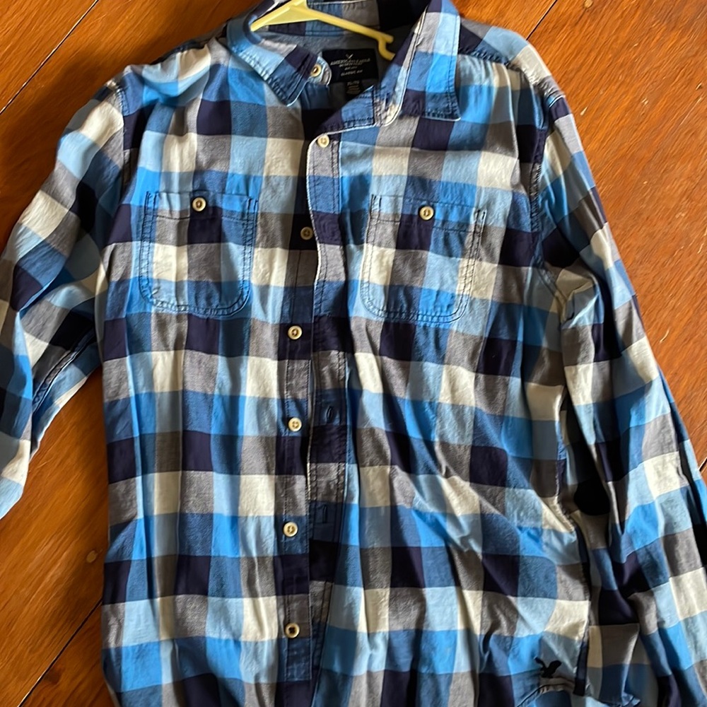 American eagle button up long sleeve